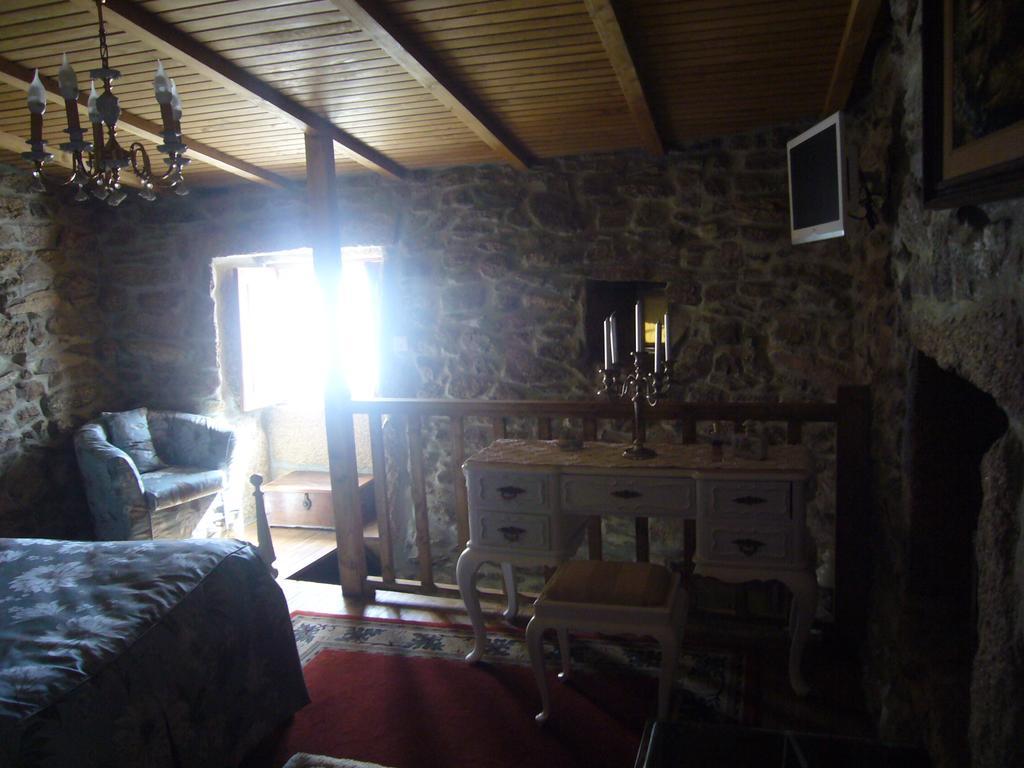 Pensjonat Casa Do Monge Leomil Pokój zdjęcie