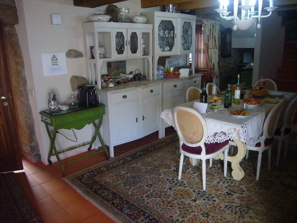 Pensjonat Casa Do Monge Leomil Zewnętrze zdjęcie