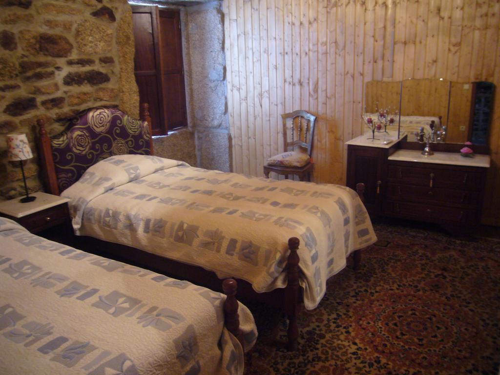 Pensjonat Casa Do Monge Leomil Pokój zdjęcie