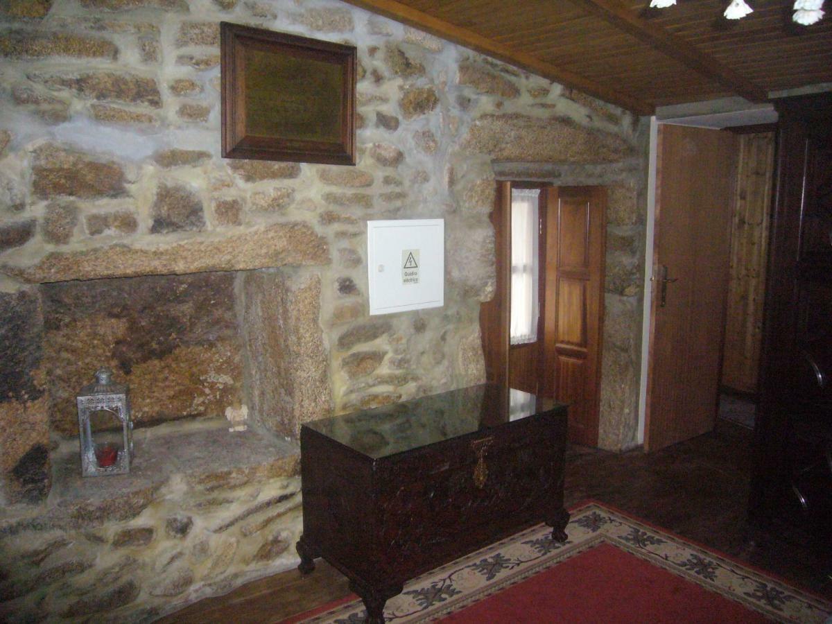 Pensjonat Casa Do Monge Leomil Zewnętrze zdjęcie